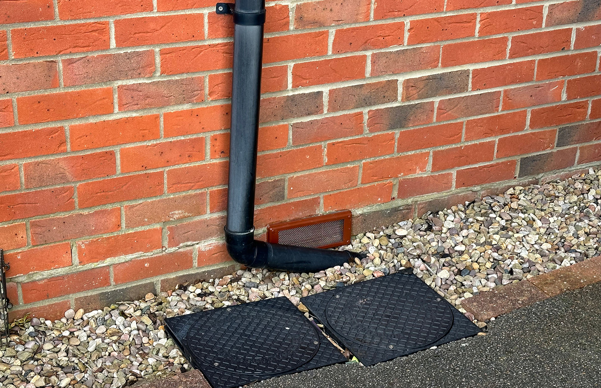 Rodent Proofing - this image shows an air brick proptected from rodents with a steel mesh cover
