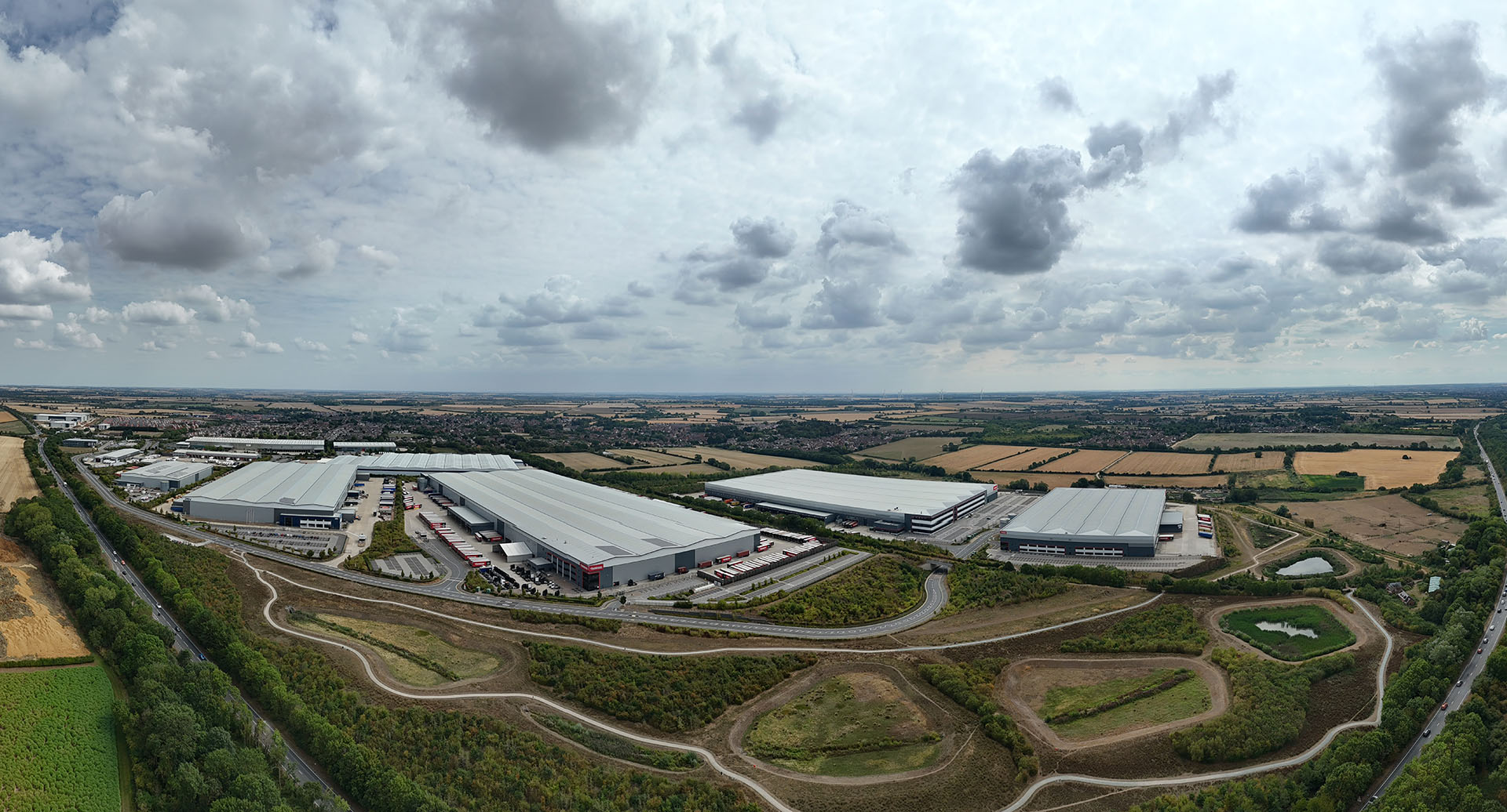 Commercial Pest Control in Wellingborough this picture shows an aerial view of industrial warehouses in Wellingborough